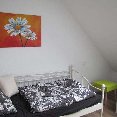 Moeblierte Dachgeschosswohnung In Ruhiger Lage Zu Vermieten Wetzlar Zewnętrze zdjęcie