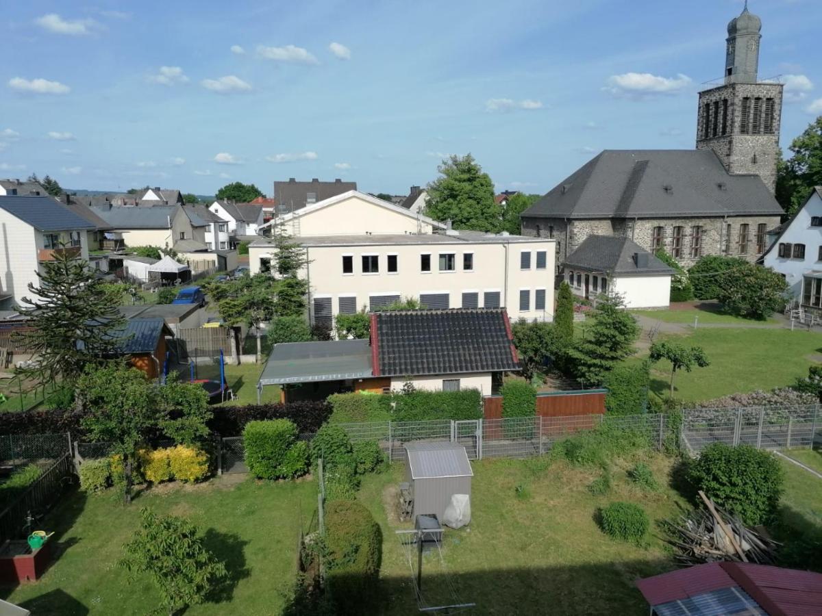 Moeblierte Dachgeschosswohnung In Ruhiger Lage Zu Vermieten Wetzlar Zewnętrze zdjęcie